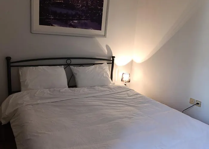 Anatoli\'S Apartment